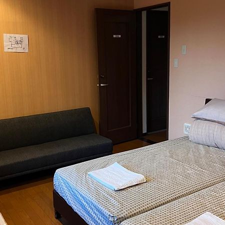 Atami Onsen Guest House Megumi Exterior photo