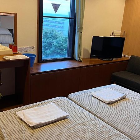 Atami Onsen Guest House Megumi Exterior photo