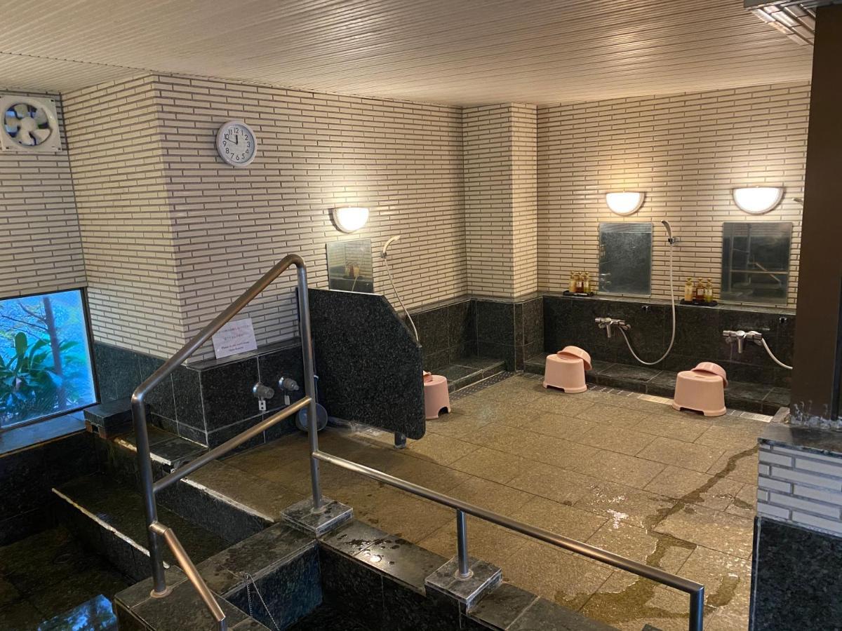 Atami Onsen Guest House Megumi Exterior photo