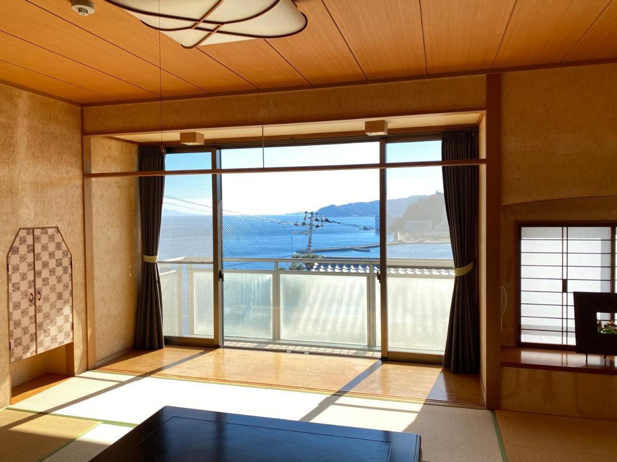 Atami Onsen Guest House Megumi Exterior photo