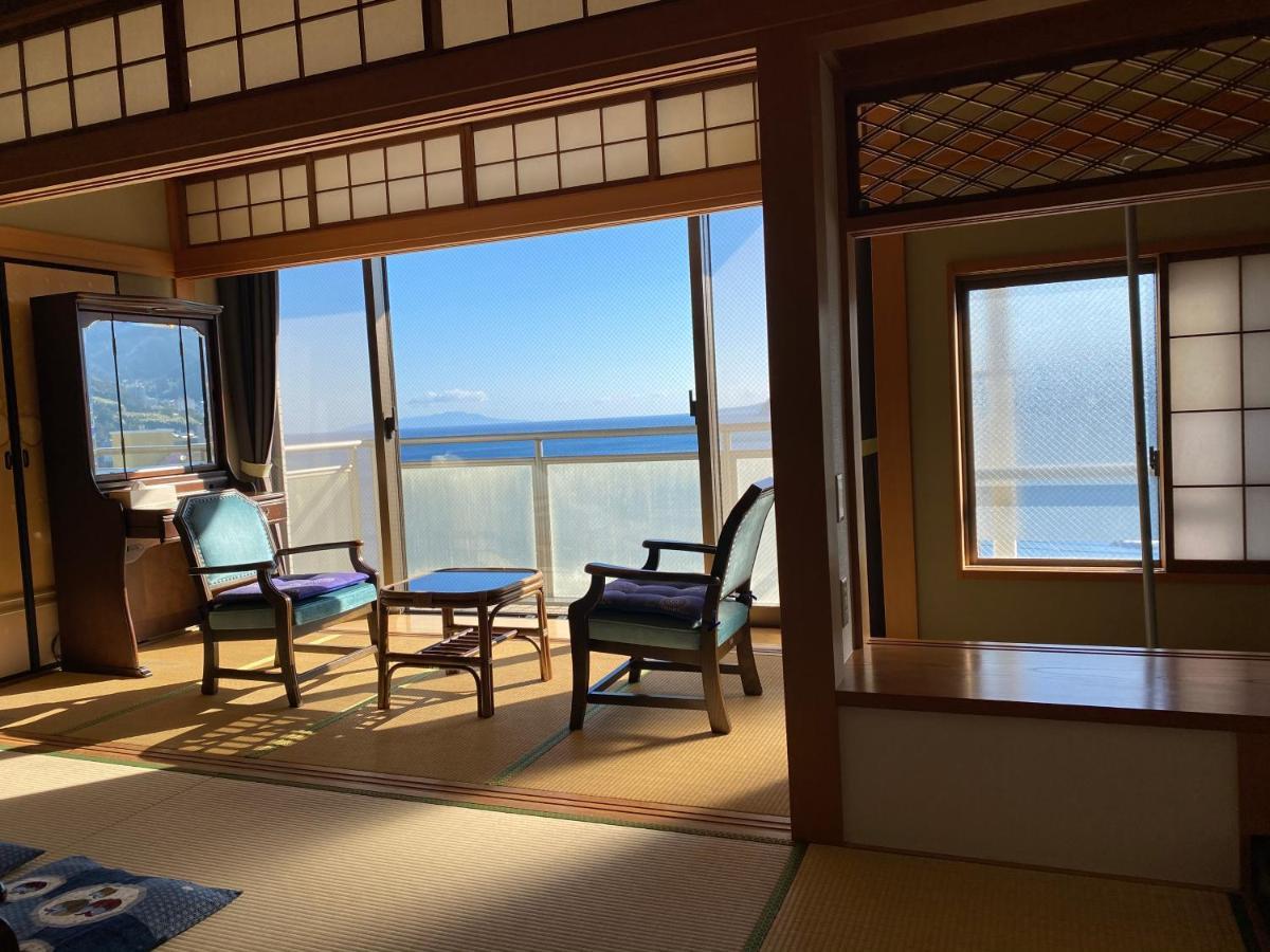 Atami Onsen Guest House Megumi Exterior photo
