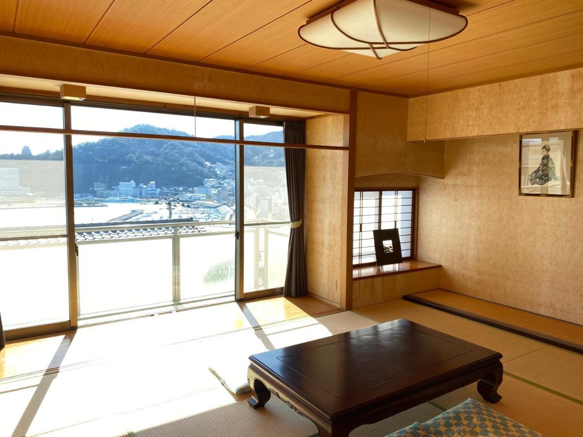Atami Onsen Guest House Megumi Exterior photo