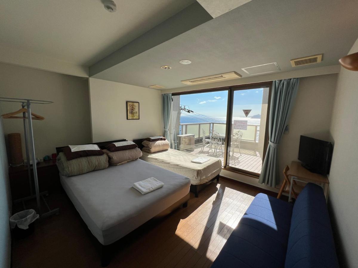Atami Onsen Guest House Megumi Exterior photo